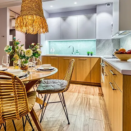 125 Z Ogrodkiem, Basenem, Sauna, Jacuzzi, Przy Samej Plazy - 5d * Niechorze